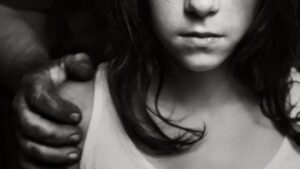 Cárcel para una madre colombiana por vender pornografía de su hija menor de edad – AlbertoNews