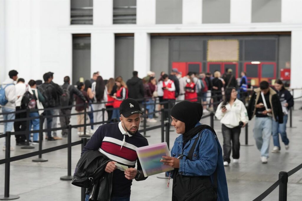 Casi 550.000 migrantes han presentado ya solicitud al proceso extraordinario de regularización