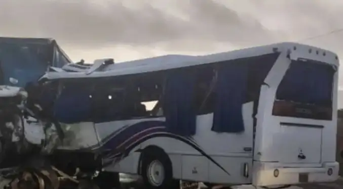 Choque deja nueve muertos y 20 heridos en Anzoátegui