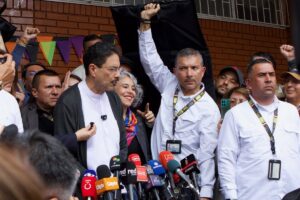 Cierran las urnas en las elecciones presidenciales de Colombia | europapress.es