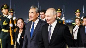 Cómo China se convirtió en el salvavidas económico de Rusia