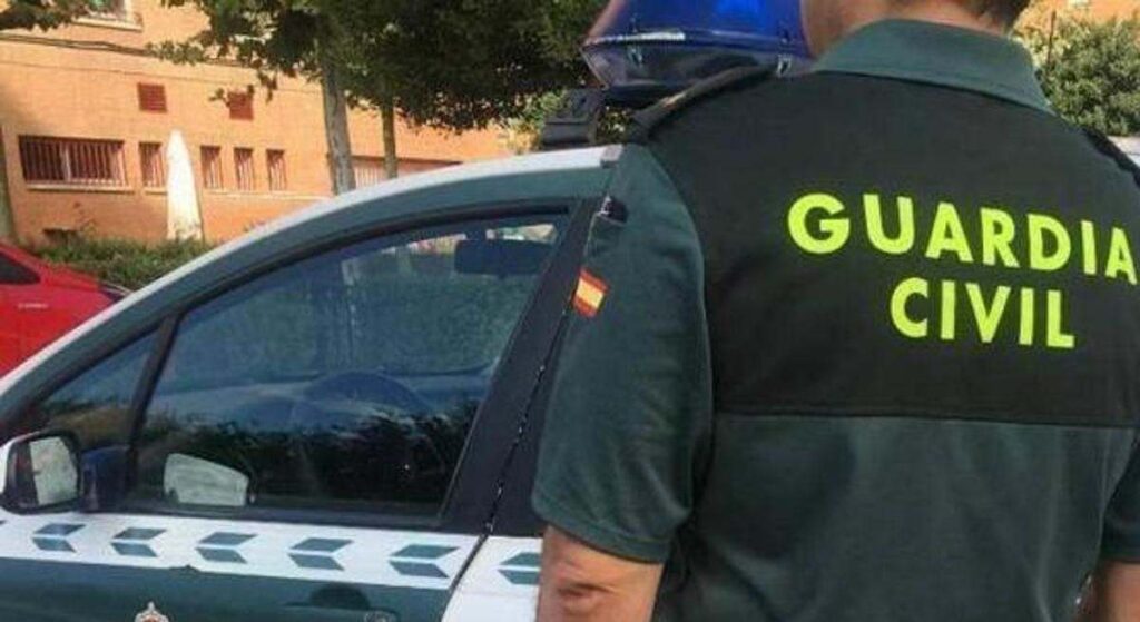 Confirmado por la Guardia Civil: detectan estafas bancarias en diferentes provincias españolas usando este tipo de recibos