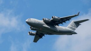 Crece la tensión en Medio Oriente: Irán afirma que derribó una aeronave de EEUU