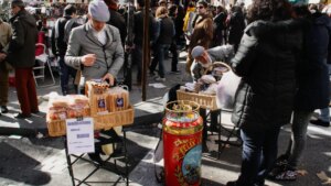De barquillos a rosquillas: qué comer (y probar) durante San Isidro en Madrid