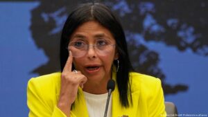 Delcy Rodríguez viajará a La Haya por disputa sobre Esequibo