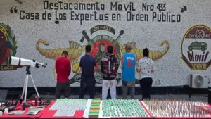 Detiene a seis personas e incauta más de dos toneladas de drogas