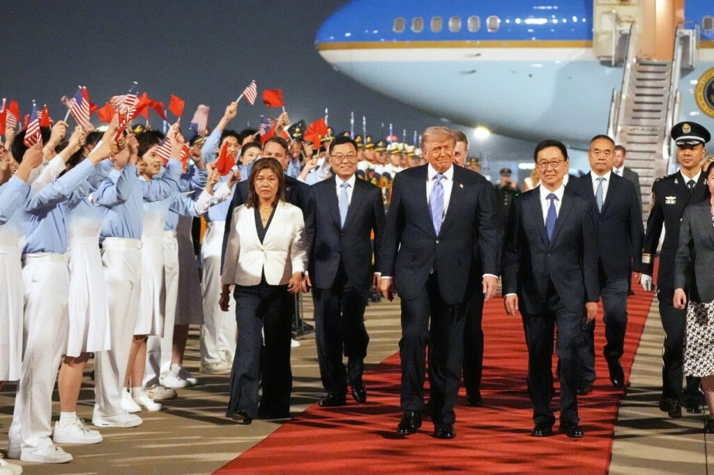 Donald Trump llega a Pekín para su segunda visita a China desde 2017 – Efecto Cocuyo