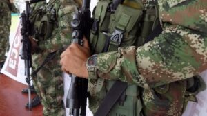Dos militares colombianos mueren en operación del Ejército contra el Clan del Golfo – AlbertoNews