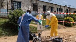 EEUU, México y Canadá refuerzan controles por brote de ébola