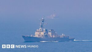 EE.UU. dice que bombardeó instalaciones militares en Irán tras interceptar ataques contra sus barcos en Ormuz