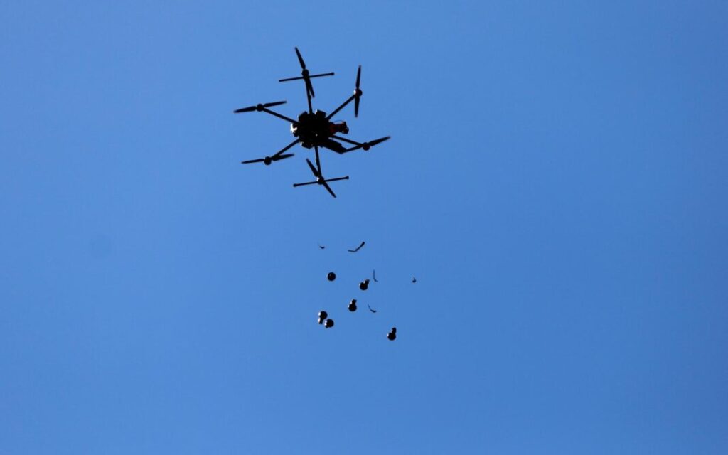 EE.UU. evalúa la amenaza de drones desde Cuba, según Axios - AlbertoNews