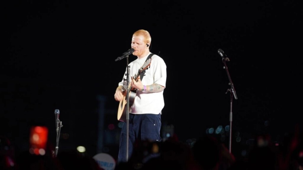 Ed Sheeran se convierte en el hombre orquesta en su 'Loop Tour': así conquistó Bogotá con una guitarra, un pedal y su grandiosa voz