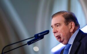 Edmundo González: La excarcelación de los policías metropolitanos era un derecho, no un favor