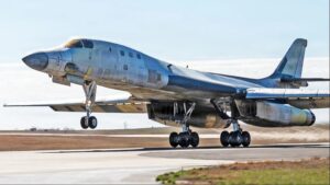 El B-1B «Apocalypse II» de la Fuerza Aérea de EEUU sale del cementerio de aviones y vuelve al servicio