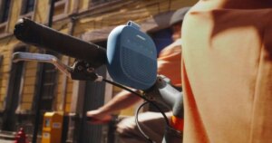 El Bose SoundLink Micro firma una nueva rebaja y destaca entre los altavoces compactos más deseados