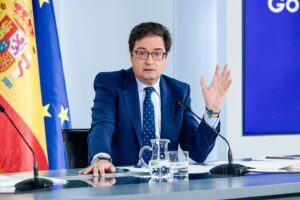 El Gobierno aprueba la ley para el buen uso de la IA con multas de hasta 35 millones | europapress.es