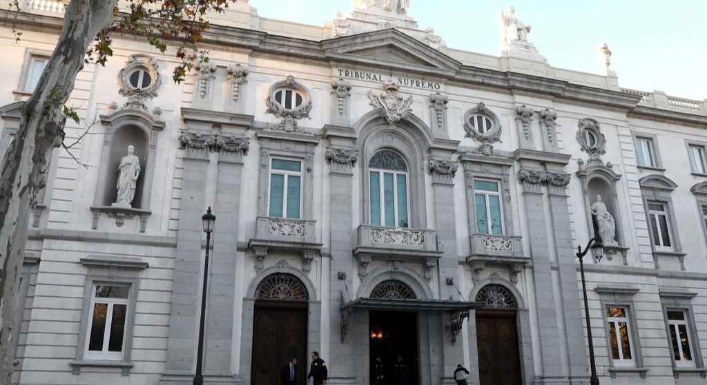 El Supremo obliga a tributar al completo las indemnizaciones por cese de los socios de despachos