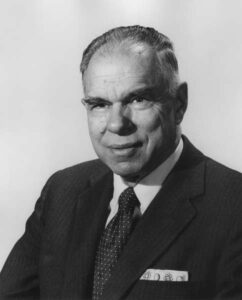 El alquimista de la era atómica: Cómo Glenn T. Seaborg rediseñó la tabla periódica