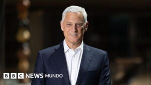 El director ejecutivo de un banco pide disculpas tras describir a sus trabajadores como «capital humano de menor valor»