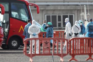 El epidemiólogo de la OMS embarcará en el vuelo de Países Bajos y no hará la cuarentena en el Gómez Ulla | europapress.es