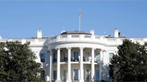 El gobierno de EEUU calificó como intento de asesinato contra Donald Trump el tiroteo cerca de la Casa Blanca
