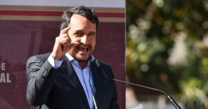 El hijo del expresidente mexicano Andrés Manuel López Obrador pasa a un segundo plano en la política