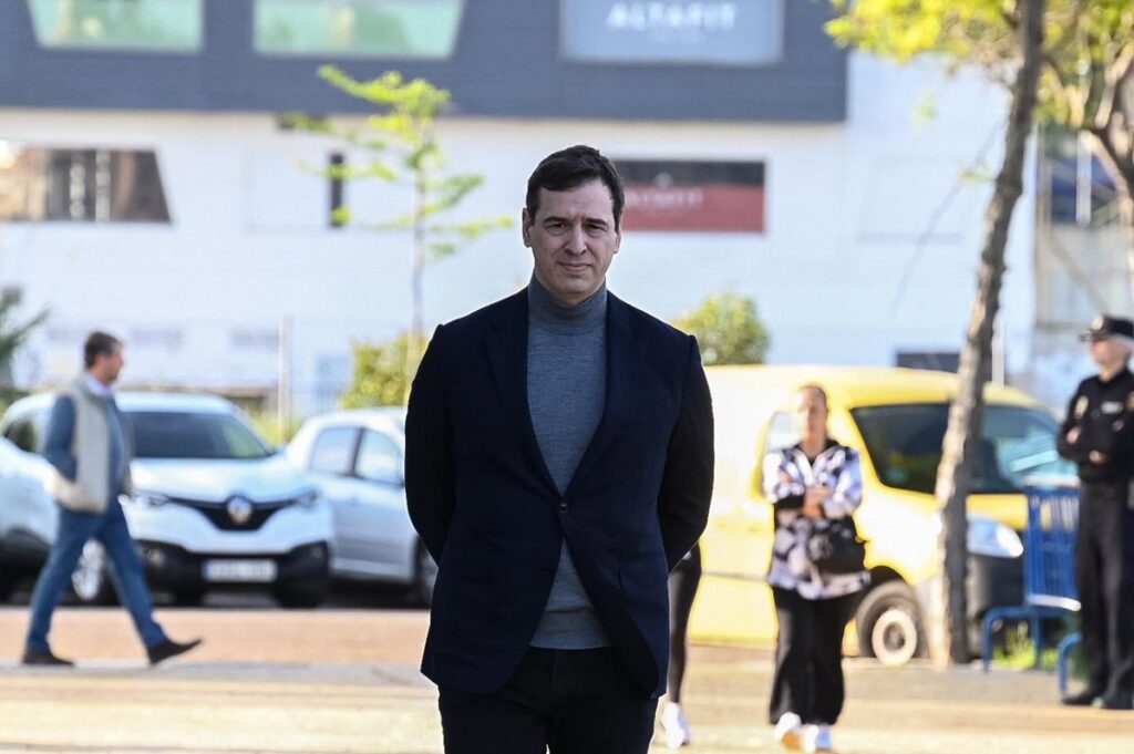El juicio al hermano de Pedro Sánchez se inicia hoy en la Audiencia Provincial de Badajoz con las cuestiones previas