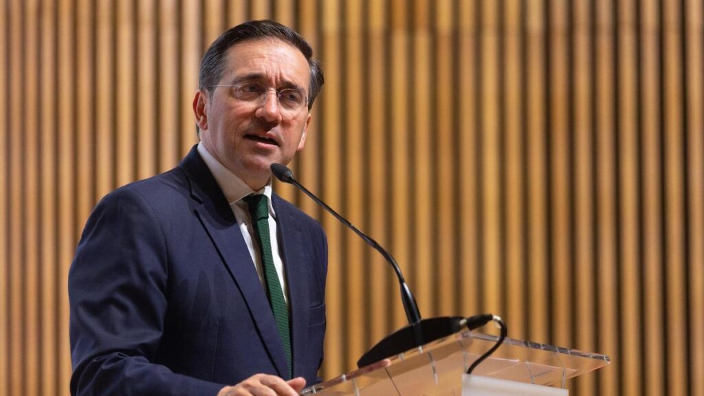 El ministro de Exteriores confirma el asalto de Israel a una nueva "flotilla" a Gaza con 45 españoles: "Es una violación del derecho internacional"