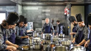 El restaurante gallego con dos estrellas Michelin donde robaron más de 9.000 euros y botellas de vino exclusivas