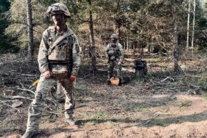 El zumbido de la guerra sacude al Báltico: «Los rusos nos tiran drones desviados, pero hemos aprendido de los ucranianos» | elmundo.es