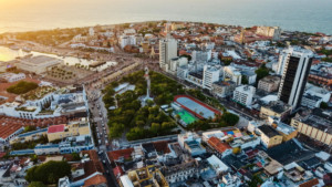Élite intelectual se concentra en Cartagena: investigadores de las 20 universidades más influyentes del mundo debaten sobre educación al 2050