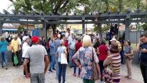 En Aragua pensionados y jubilados reiteran solicitud de mejoras salariales
