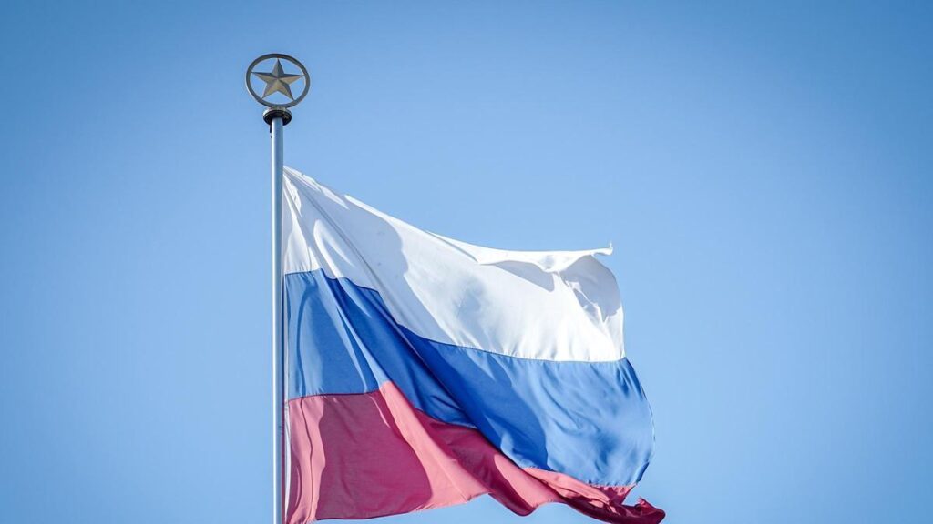 Archivo - Imagen de archivo de una bandera de Rusia.