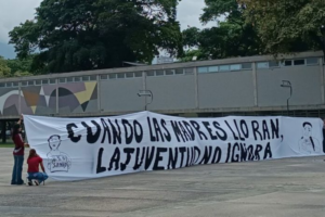 Estudiantes de la UCV marchan en Caracas por justicia