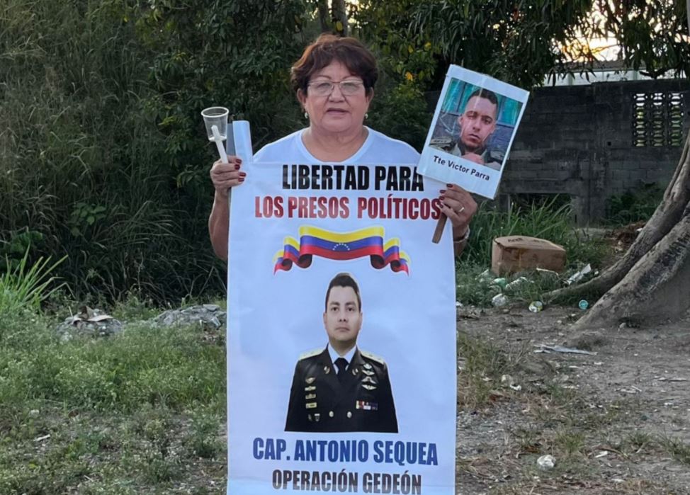 Excarcelaron a Merys Torres, madre del capitán Antonio Sequea (VIDEO)