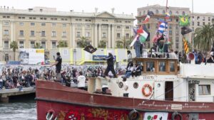 FLOTILLA A GAZA | El Ejército israelí comienza a interceptar los barcos de la Flotilla rumbo a Gaza | elperiodico.com