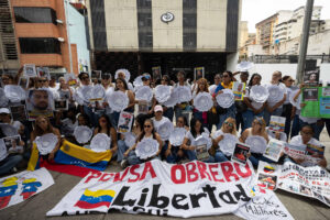 Familiares exigieron liberación de 78 presos políticos del caso «Pdvsa Obrero»
