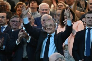 Florentino y Riquelme, el debate imposible en el Real Madrid: ¿A quién conviene un cara a cara? | elmundo.es