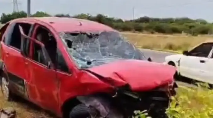 Fuerte choque vía al aeropuerto La Chinita deja siete heridos