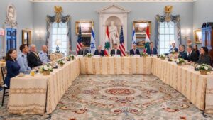 GUERRA EN ORIENTE PRÓXIMO | El Líbano e Israel acuerdan en Washington extender el alto el fuego 45 días más mientras los ataques en el sur continúan provocando víctimas mortales | elperiodico.com