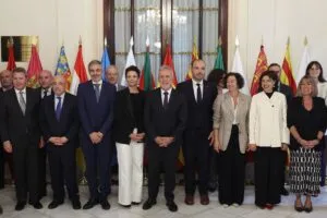 Gobierno y Generalitat avalan los acuerdos con ERC y amplían la financiación para aumentar la plantilla de Mossos | europapress.es