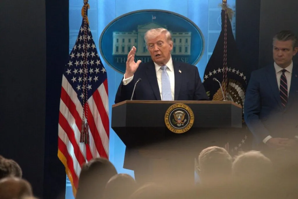 Guerra Irán | Directo: Trump discute con el emir de Qatar la situación de las negociaciones con Irán
