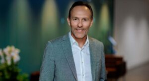 HBX (Hotelbeds) crece en IA con la compra de Bridgify y gana 28 millones en su primer semestre