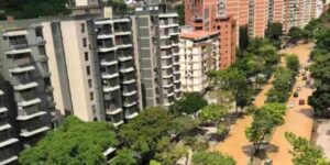 Hidroven repara tubería matriz en El Cafetal