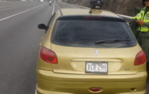 Hombre muere al lanzarse del viaducto de la Caracas-La Guaira