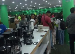 IVOO llega a Ciudad Bolívar y celebra el aniversario 262 con una tienda de primera para los bolivarenses