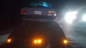 Incendio de vehículo alcanzó la vegetación en vía San Antonio – Capacho