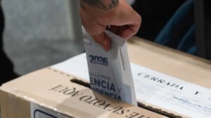 Inesperado: mujer que estaba reportada como desaparecida en Colombia fue hallada al ejercer el voto en Santander