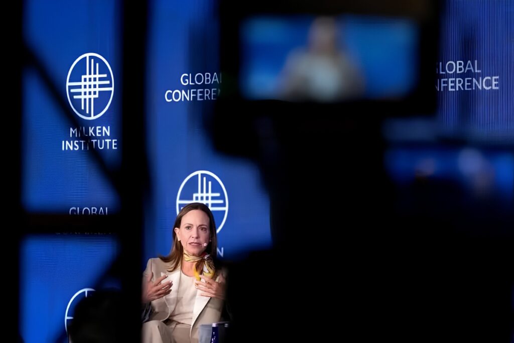 Inteligencia artificial y un "futuro luminoso": La fórmula secreta de María Corina Machado para levantar a Venezuela "desde cero"