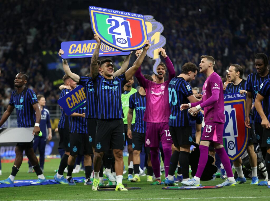 Inter conquistó el Scudetto y volvió a celebrar en San Siro 37 años después